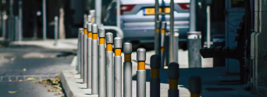 Safe and Convenient Retractable Barrier Column Systems for Properties in Naples, FL